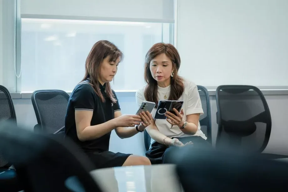 Elon Musk ‘needed’ her to save his business, Singapore woman who lost 0k to scammers told daughters, Singapore News