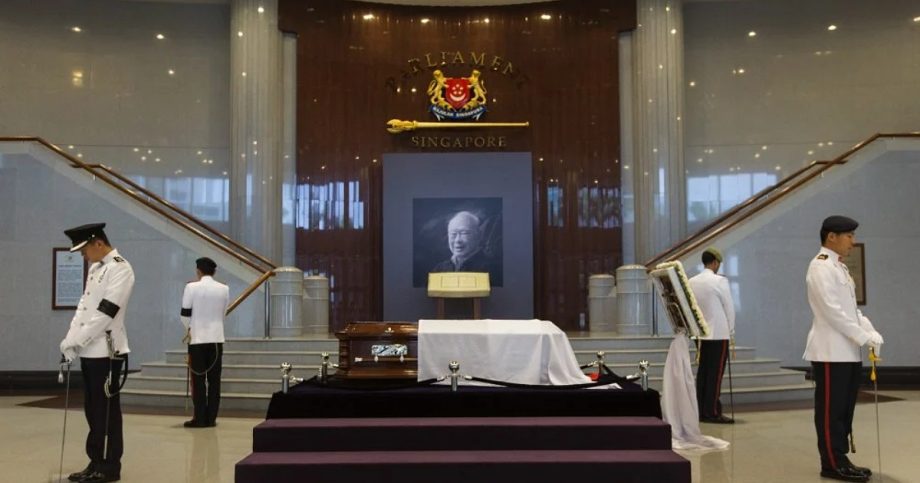 Today in 2015, founder of modern Singapore Lee Kuan Yew passed away, Singapore News