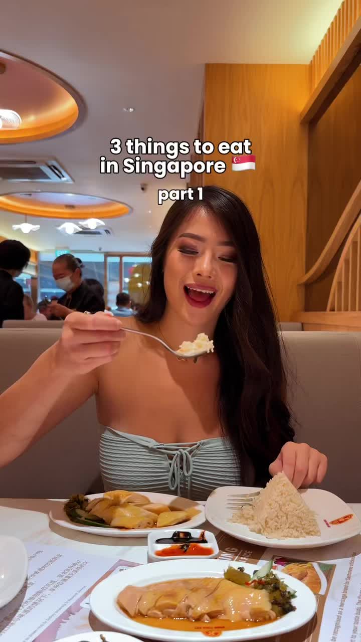 @helloangelia 3 things you NEED to eat in Singapore – part 1   Singapore Chili C…