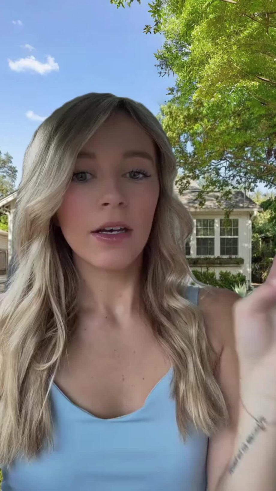 @deliaevie09 Here’s 4 things guys do on dates that keep them from landing anothe… @deliaevie09 Here’s 4 things guys do on dates that keep them from landing anothe…