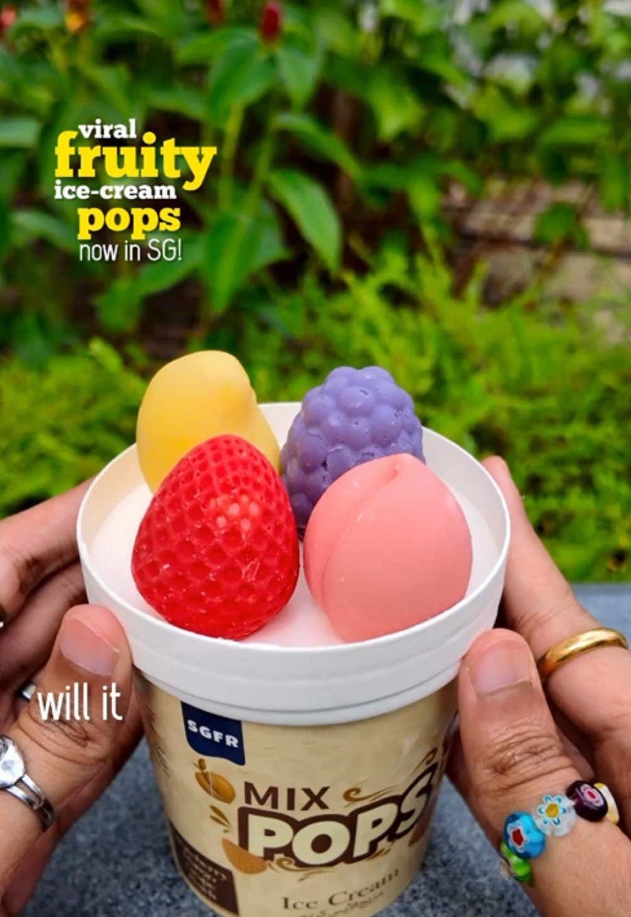 @matinmunches SGFR (@The SGFR Store ) just opened up their biggest outlet at Bed…