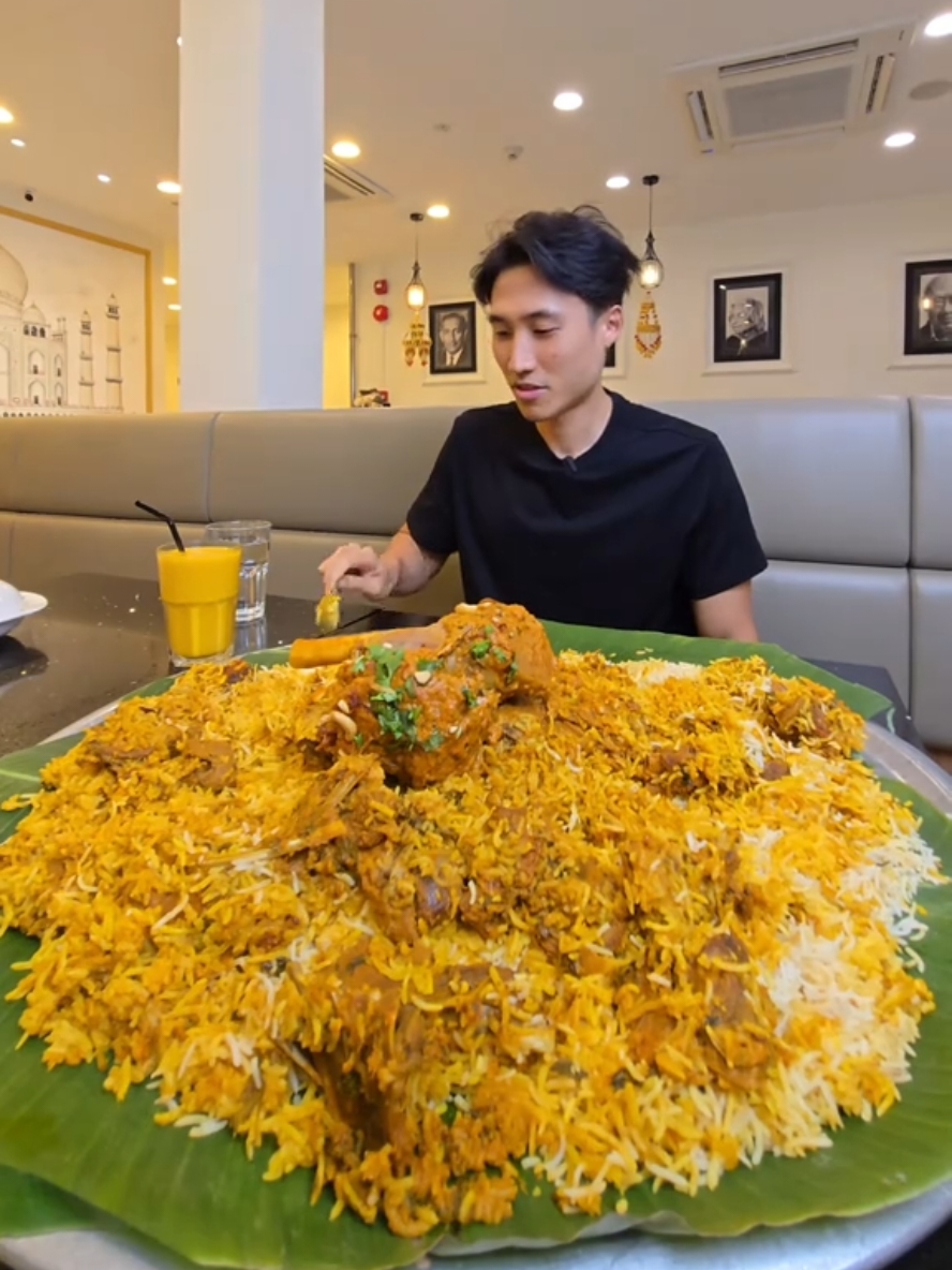 @zermattneo 8KG Hyderabad Biryani Challenge! Not a pro at eating with my hands b…