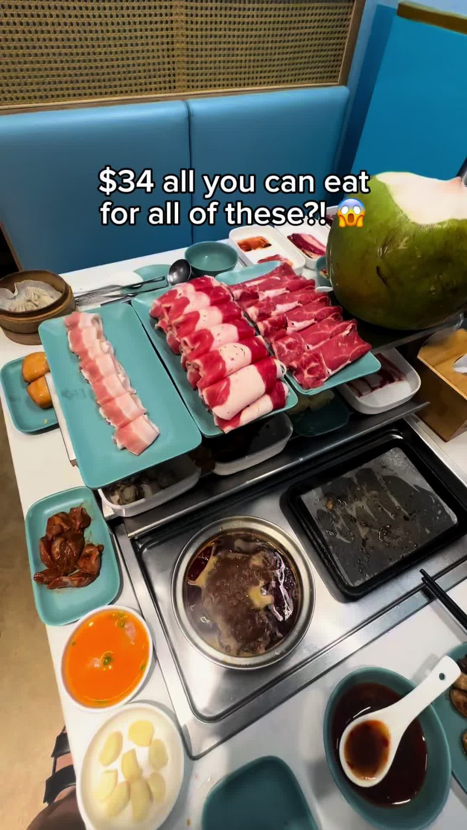 @flo.food.diary Hotpot + BBQ at the SAME time?! This buffet is actually a crazy …