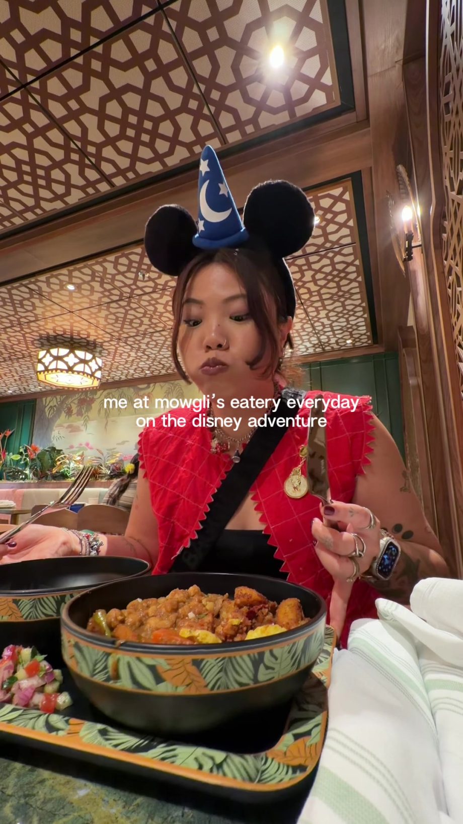 @joiebaoz I ate the same dishes EVERYDAY it’s one of the things I miss the most …