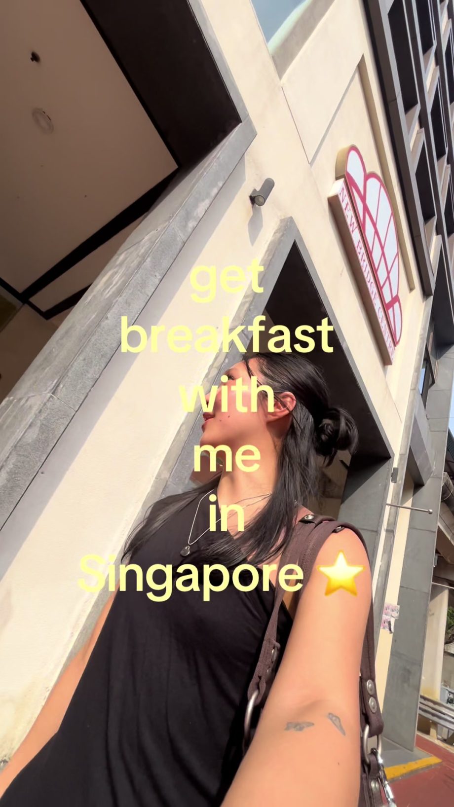 @liz2smiley landed in food heaven  here is the first thing I ate after after tou…