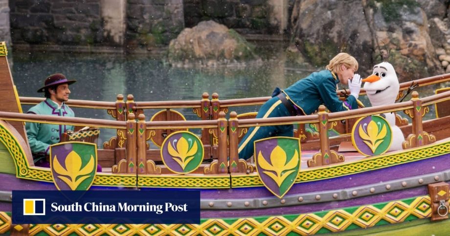 The World of Frozen at Disneyland Paris delights guests with a magical Olaf and more