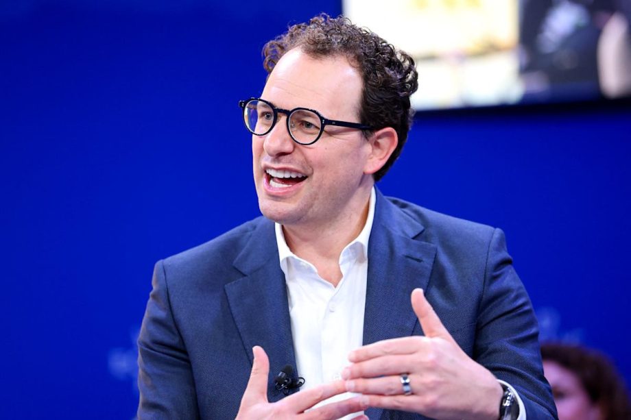 Anthropic launches Project Glasswing, an effort to prevent AI cyberattacks with AI Anthropic launches Project Glasswing, an effort to prevent AI cyberattacks with AI