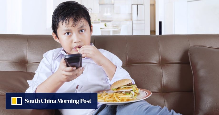 Is your family addicted to screens and junk food? How to change their habits