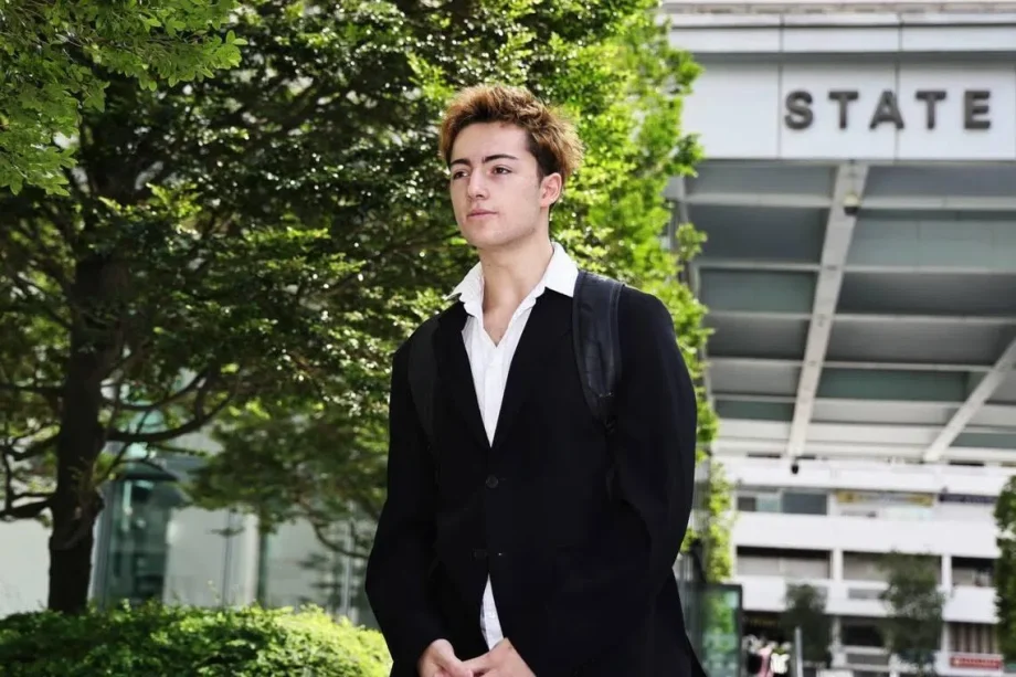 Teen accused of licking iJooz straw allowed to leave Singapore for school-related trip to Manila