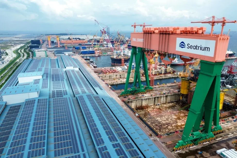 Worker dies at Tuas shipyard; MOM investigating incident