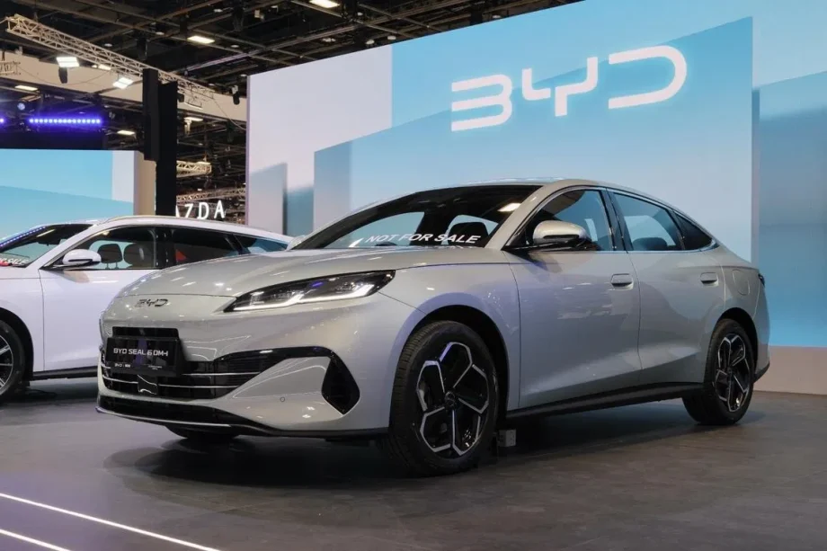 EVs lead new car registrations in Singapore