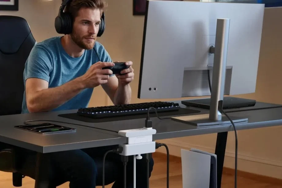 Anker Nano Power Strip: Declutter Your Desk