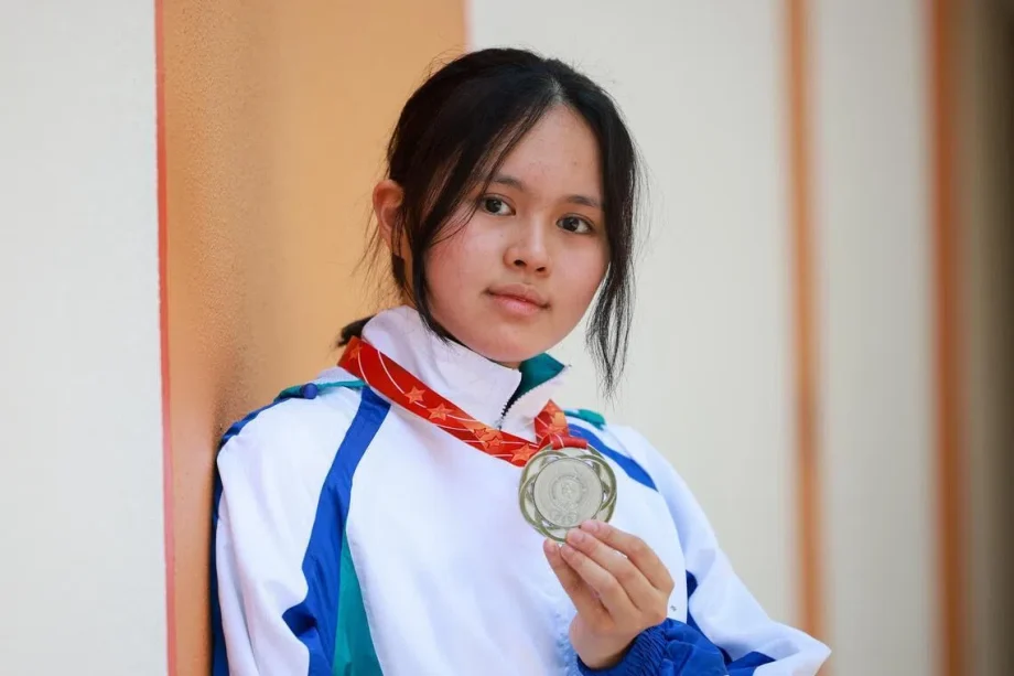 Celeste Koay’s silver shines through unconventional fencing journey in National School Games