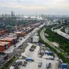 Singapore faces economic risks amid Middle East conflict