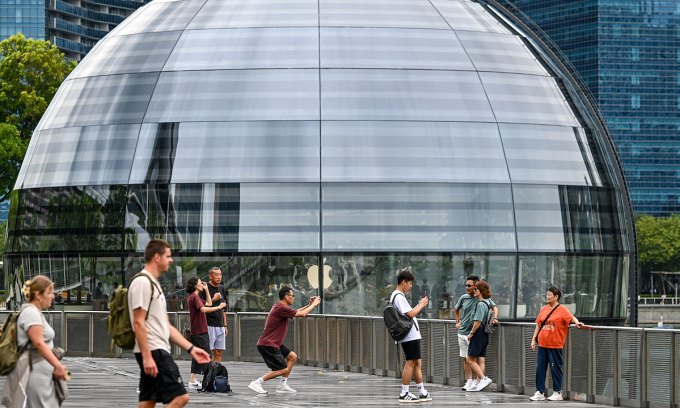 World’s second richest country to give 0 credits to large families with young children