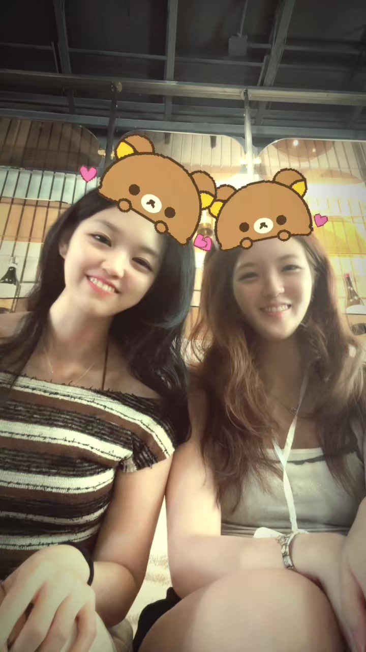 People On TikTok People On TikTok