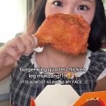 @xuxians maybe i should do mukbangs because i am salivating editing this #burger…