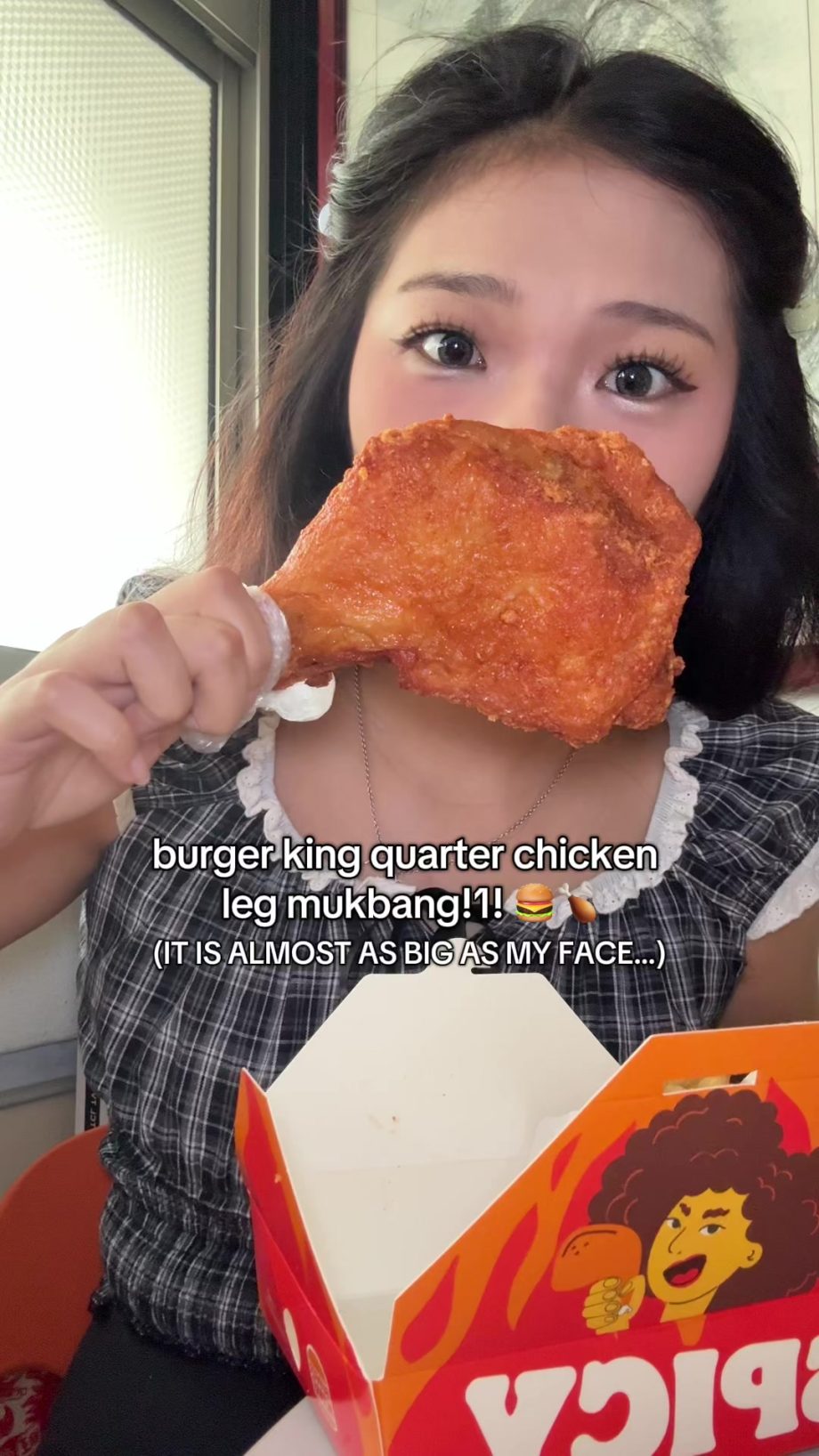 @xuxians maybe i should do mukbangs because i am salivating editing this #burger…