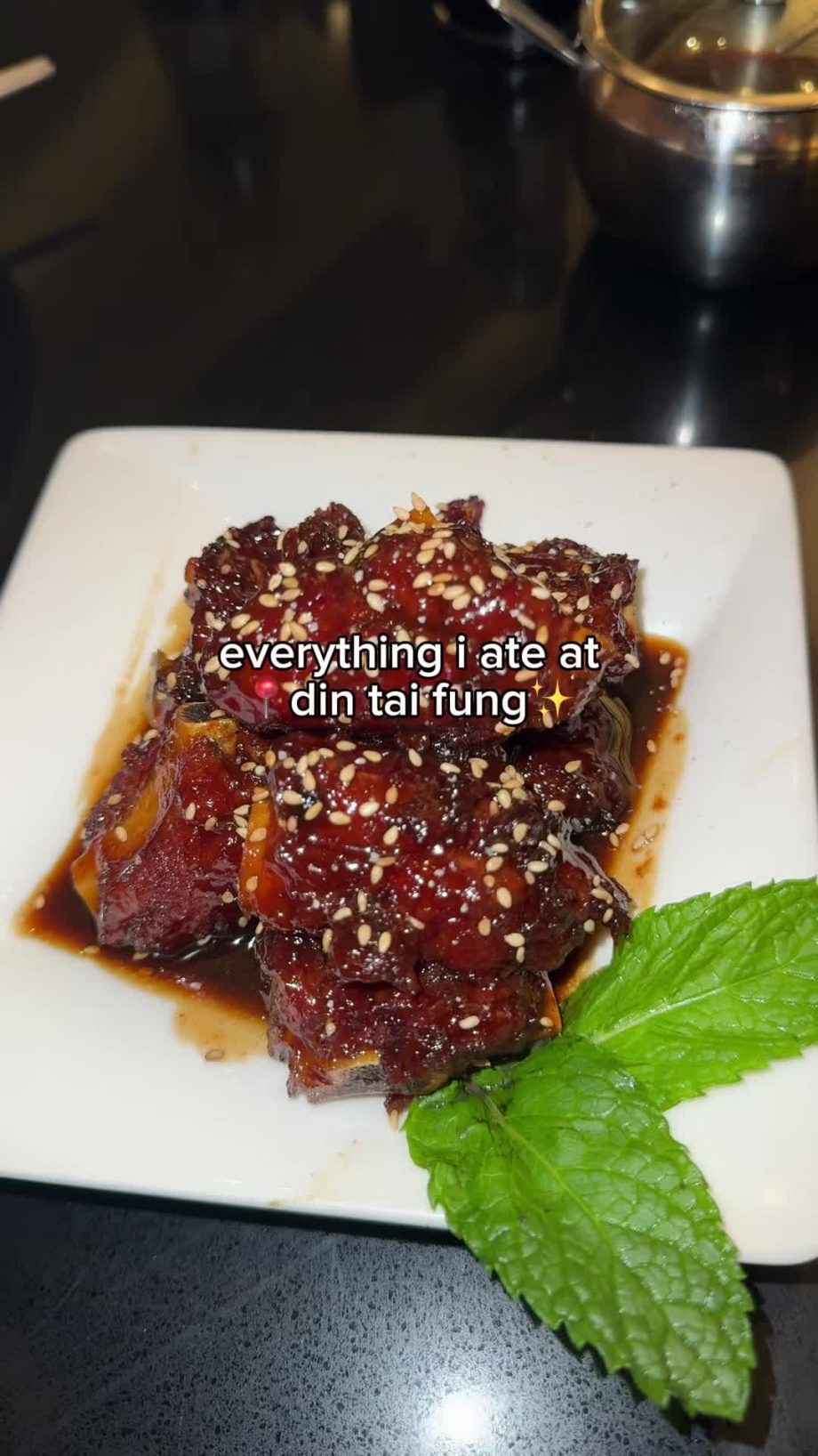 @cabreranali what 0 gets you at @Din Tai Fung SG   is it worth it? #dintaifun…