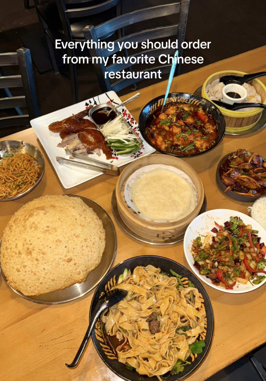 @elizabethwu_ I never thought I’d find a Chinese restaurant with good food AND s…