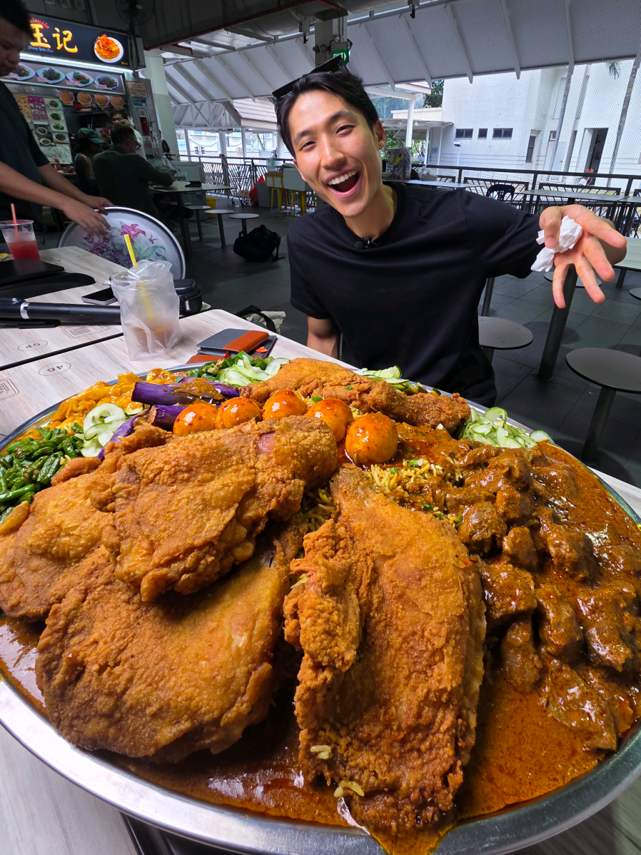 @zermattneo 8KG FRIED CHICKEN BIRYANI! Legit a hidden Chinese run biryani stall …