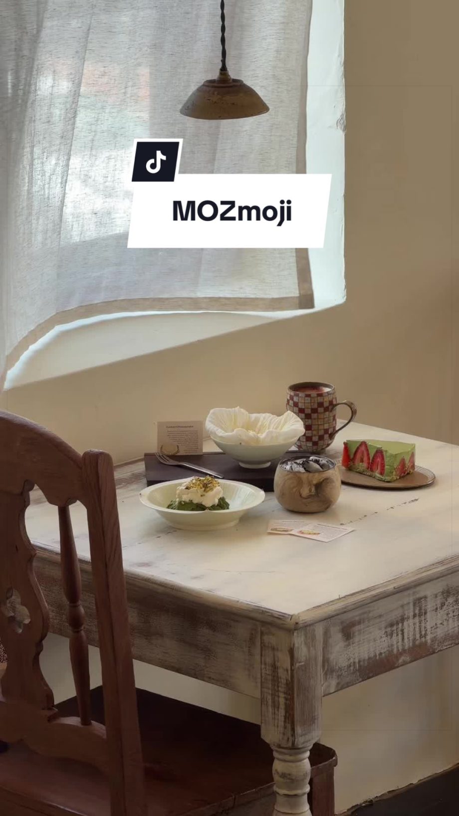 @middleclass.sg super aesthetic new cafe in Chinatown (quite expensive tbh but v…