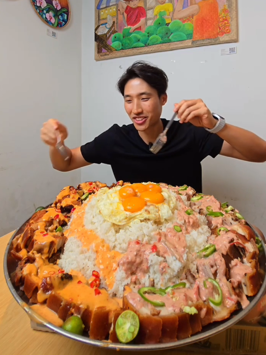 @zermattneo You guys asked for Lechon? WE BROUGHT A WHOLE PIGGY PARTY! 7KG Lecho…