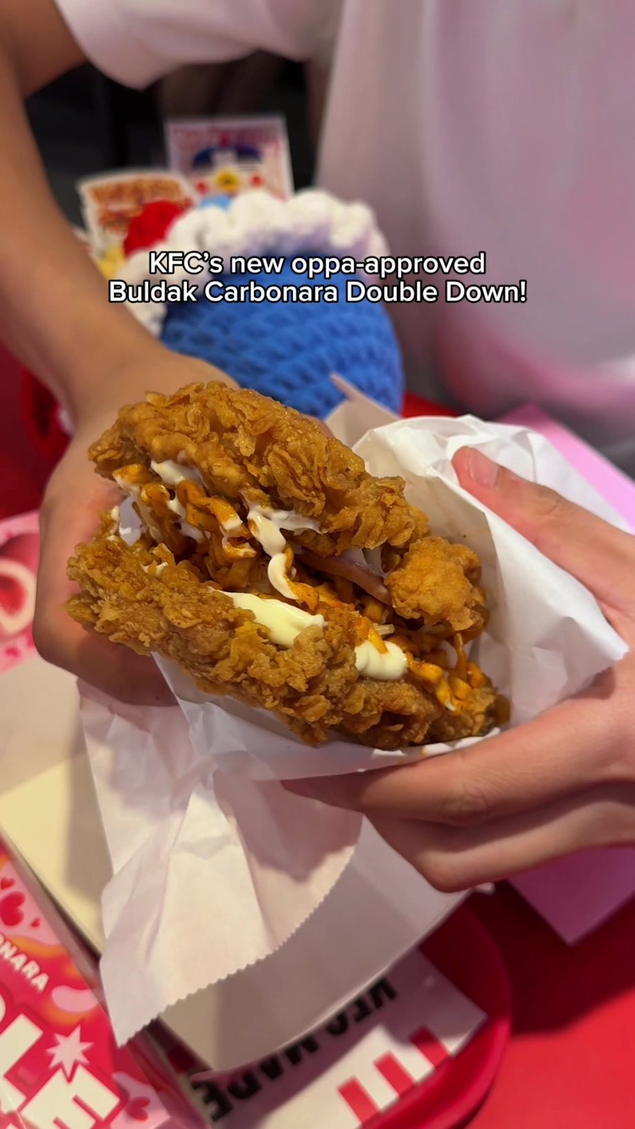 @travlim The Samyang collab with KFC is back! This time with Buldak Carbonara in…