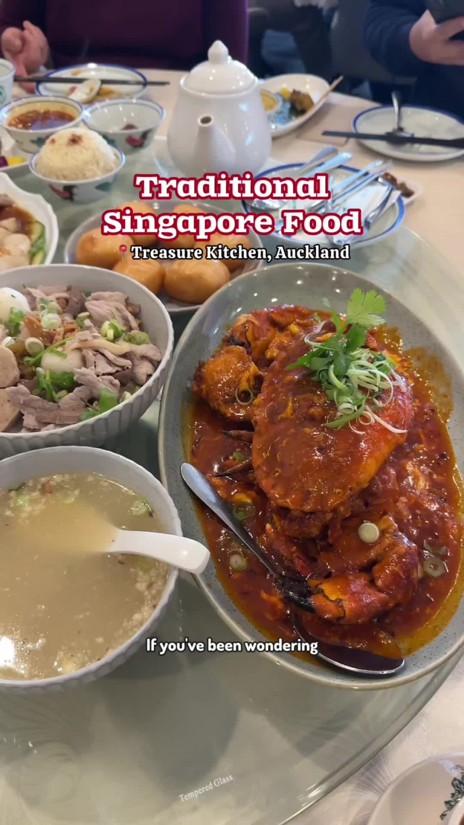 @locavore.eats Been looking for iconic Singaporean dishes like Chilli Crab or Ha…