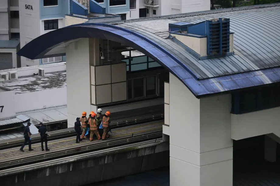 Man dies after falling at Segar LRT station Man dies after falling at Segar LRT station