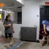 Aunties allegedly spray ‘unknown substance’ at woman’s door