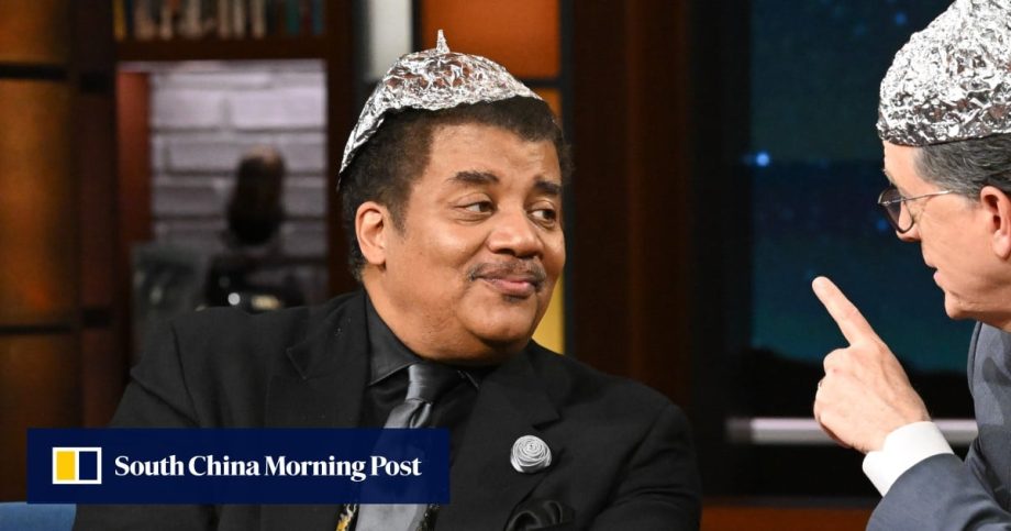 How should we greet aliens? Neil deGrasse Tyson has the answer How should we greet aliens? Neil deGrasse Tyson has the answer