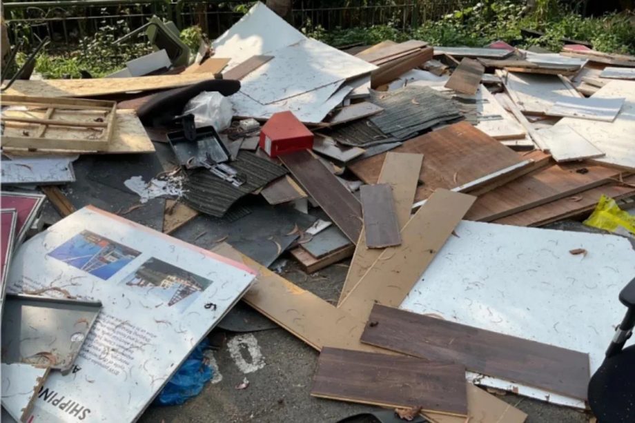 Man fined ,000 for dumping furniture illegally in Taman Jurong Man fined ,000 for dumping furniture illegally in Taman Jurong