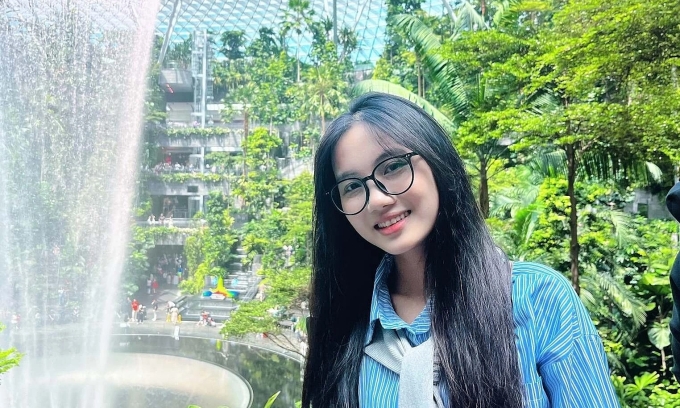 Vietnamese student wins fully funded PhD at world’s No. 8 university in Singapore