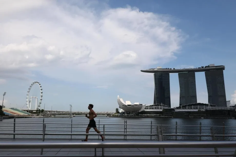 Singapore a ‘major beneficiary’ as the wealthy move money out of troubled Gulf Singapore a ‘major beneficiary’ as the wealthy move money out of troubled Gulf