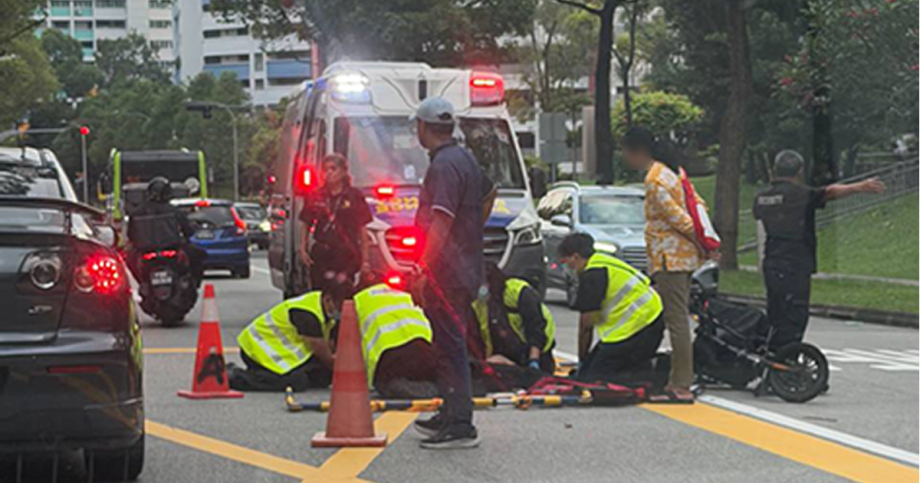PAB rider taken to hospital after accident in Bukit Batok; woman assisting with investigations, Singapore News PAB rider taken to hospital after accident in Bukit Batok; woman assisting with investigations, Singapore News