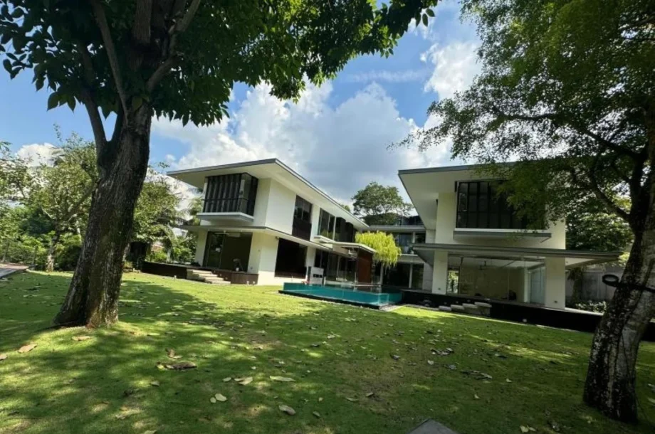 Haidilao co-founder’s family pays S million for Singapore mansion