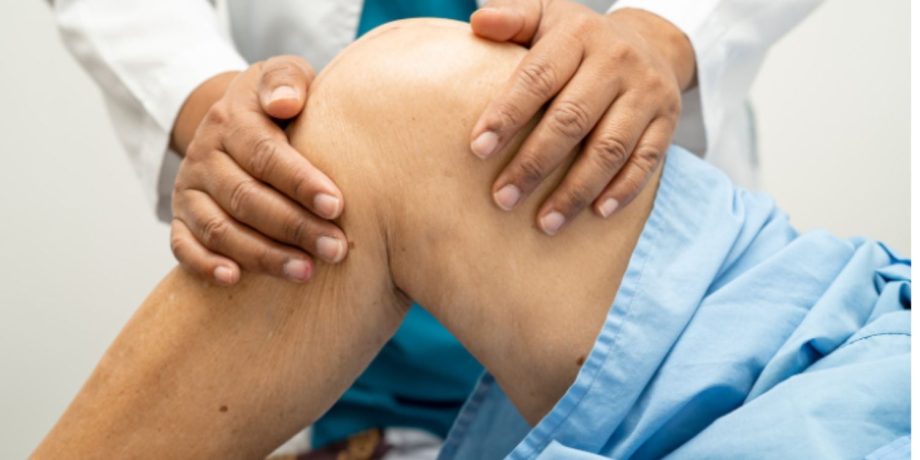 Doctor in S’pore suspended for 13 months after neglecting patient’s foot infection, leading to amputation Doctor in S’pore suspended for 13 months after neglecting patient’s foot infection, leading to amputation