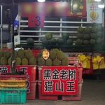 Geylang durian seller accused of being ‘dishonest’, pressuring customer to buy opened fruit, Singapore News
