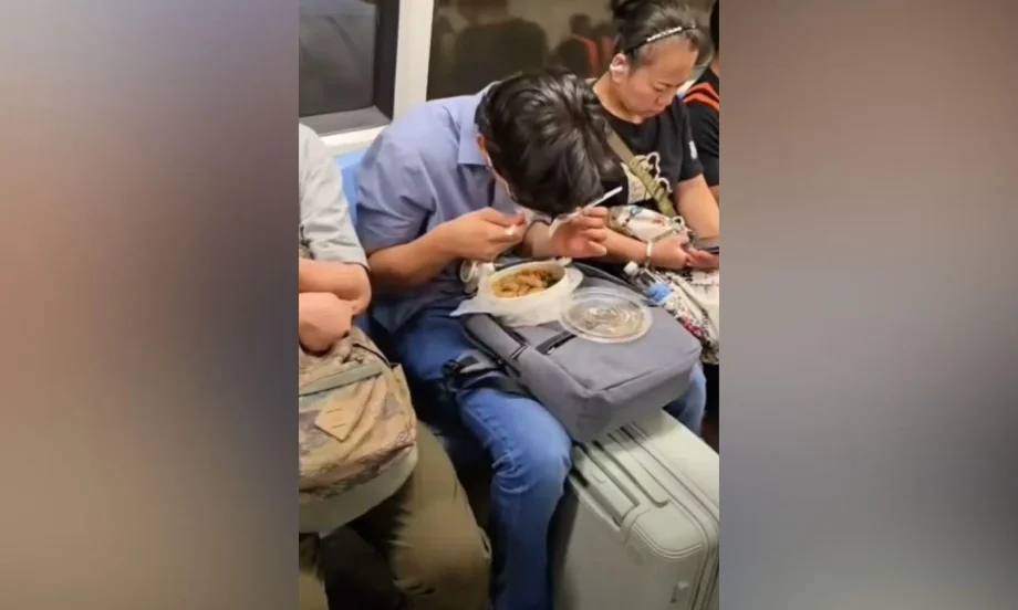Viral MRT eating video divides netizens Viral MRT eating video divides netizens