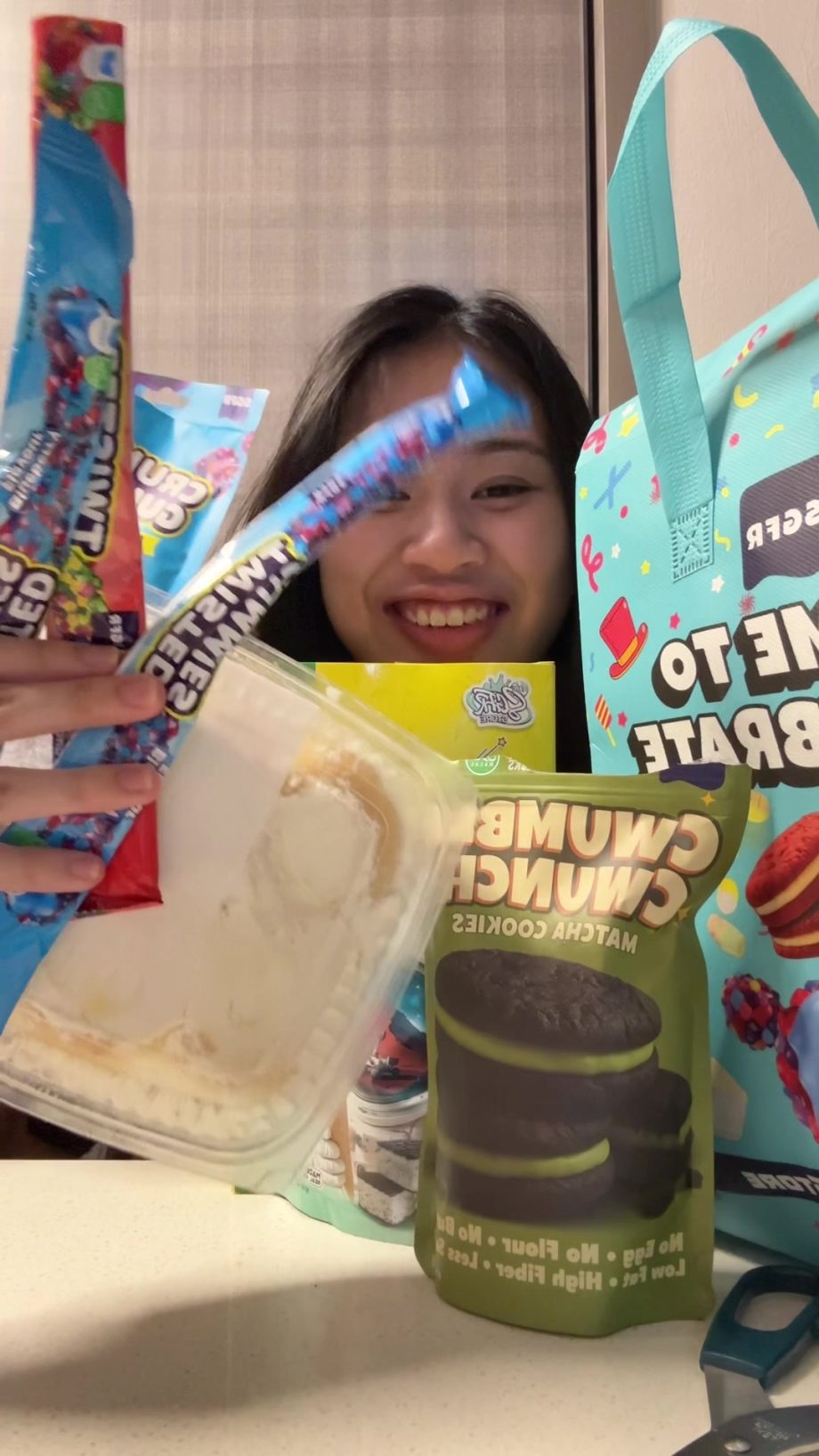 @chazelpoopoo @The SGFR Store haul featuring their new snacks like their Thai Mi…