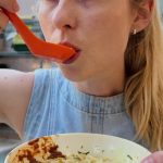 @blondieinchina Eating whatever my Singapore taxi driver recommends! …
