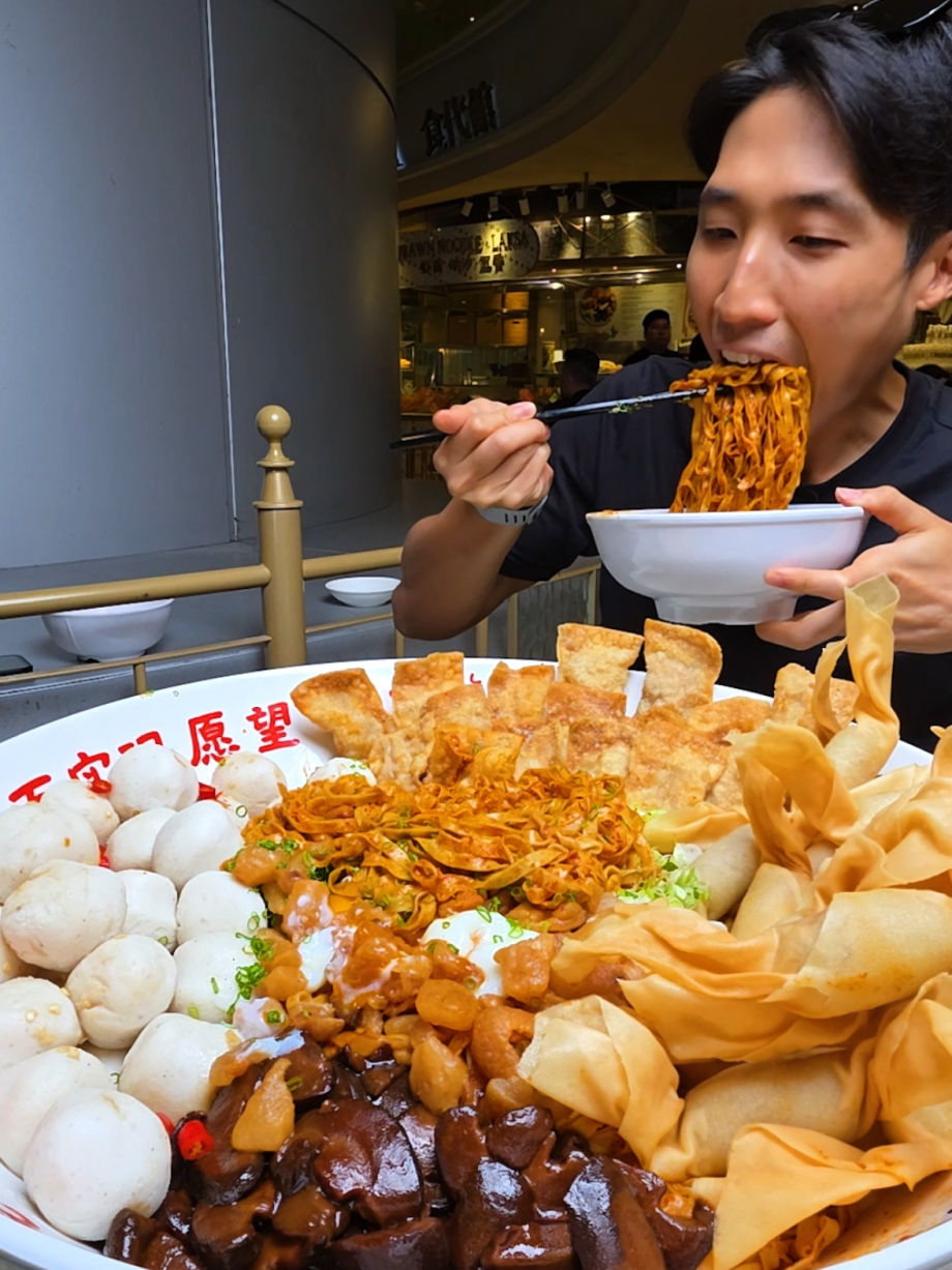 @zermattneo 9KG largest bowl of fishball noodle I’ve ever tackled. I first had L…