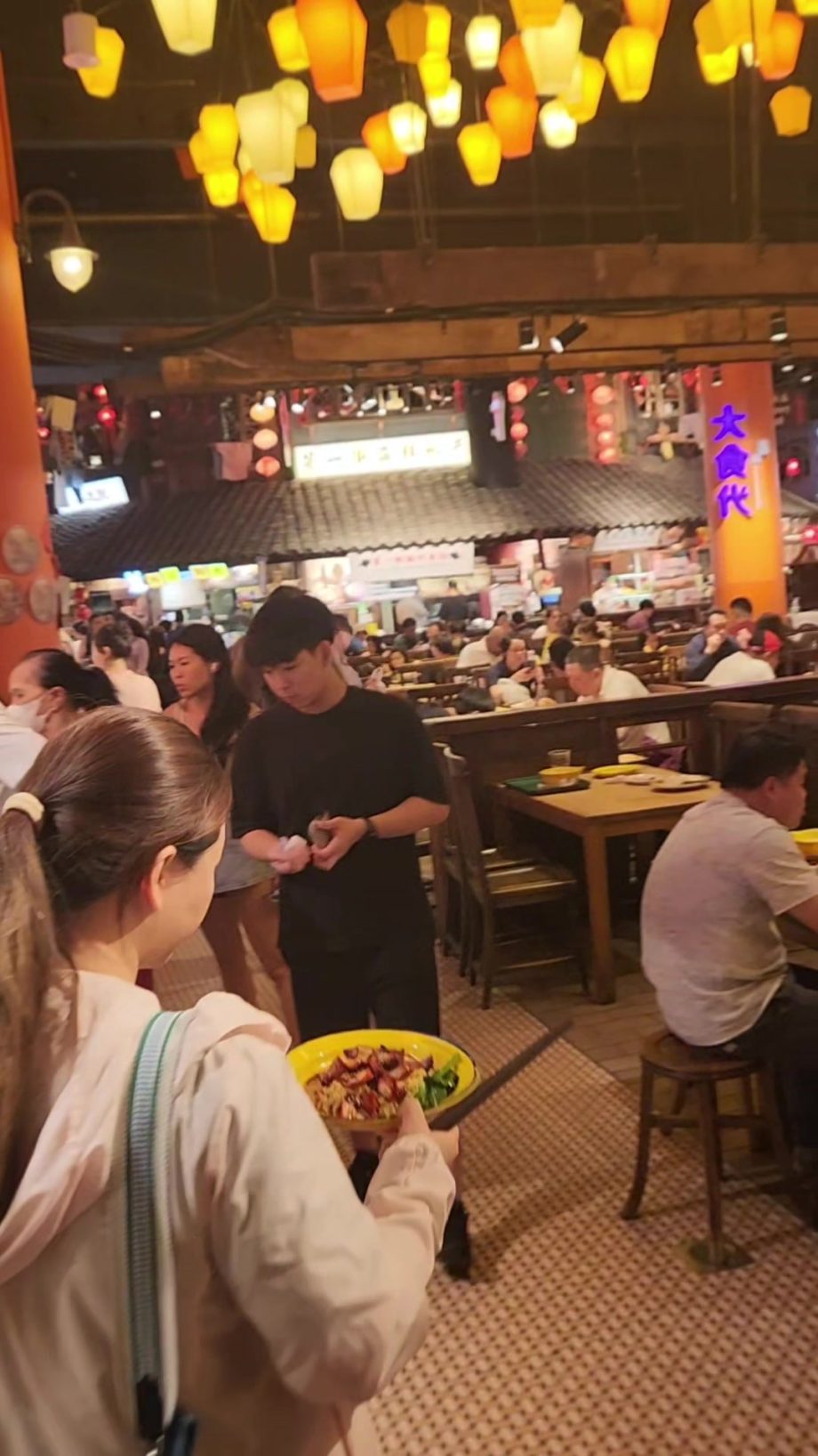 @rileyguru Food Republic #singapore  #foodrepublic  #foodcourt  #bbqtiktok  #Foo…