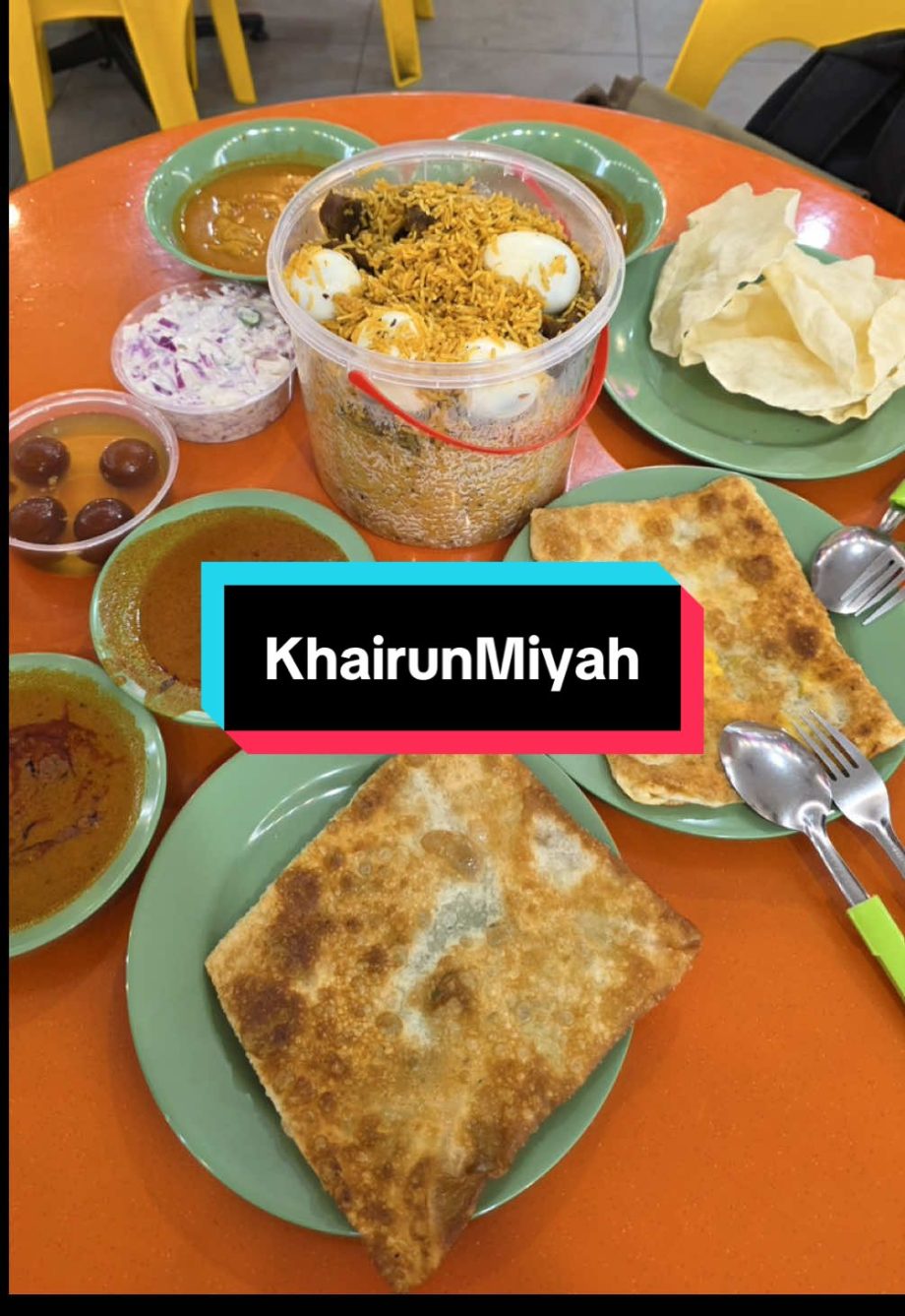 @yumbros0 YumBros Try: KhairunMiyah! Comment below where YOU think we should try…