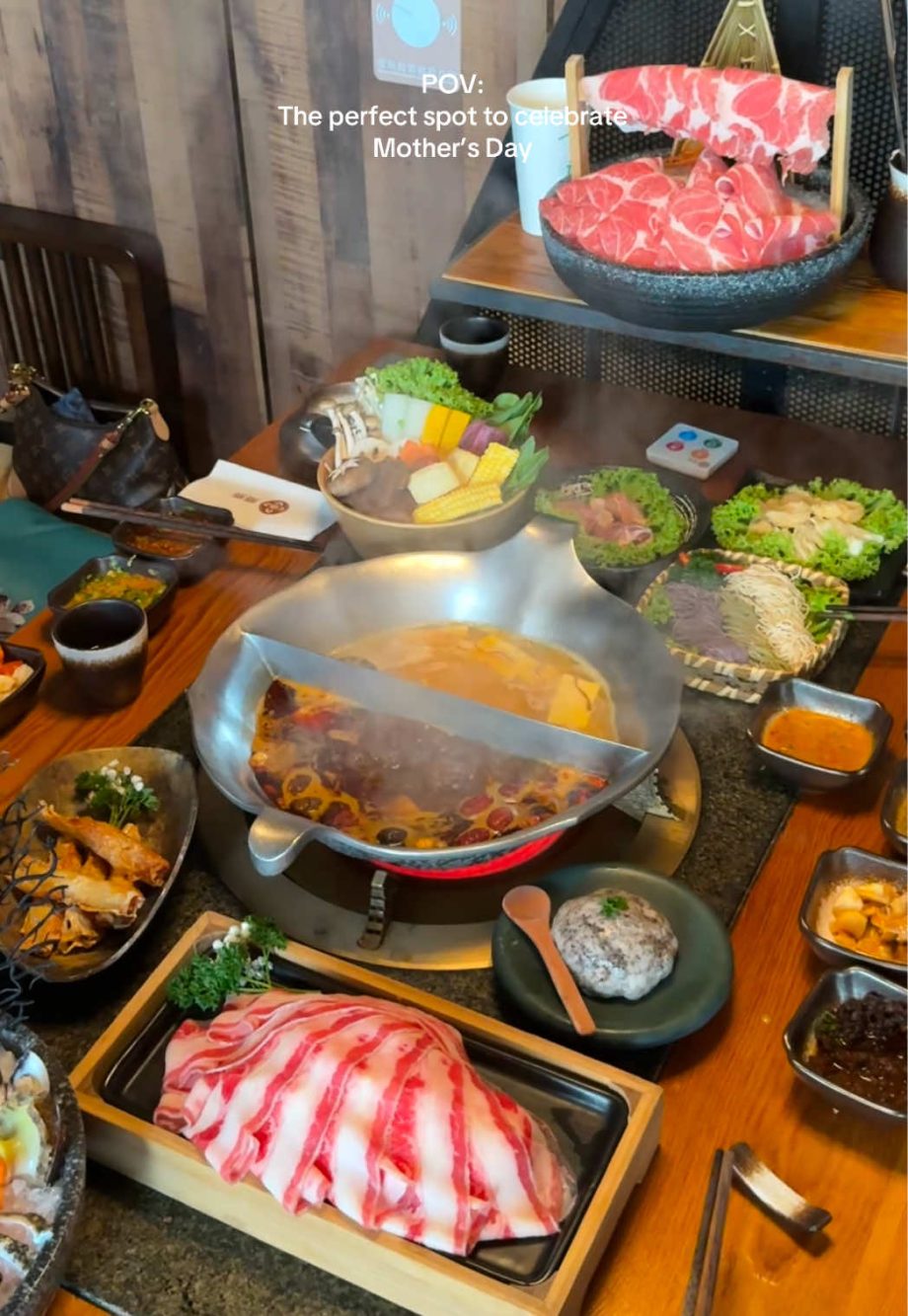 @avicadoes The perfect spot to celebrate #mothersday2026 brought my Taiwanese mo…
