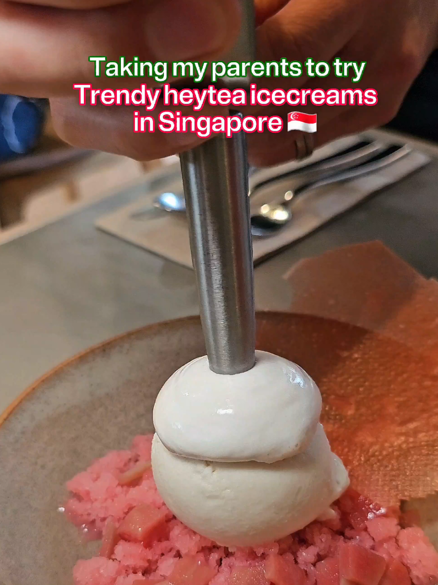 @comfortchomper Bringing parents to try heytea KING JASMINE GUAVA FLAVOURED ICE …