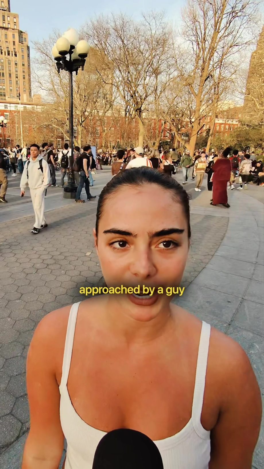 @realbenjaminseda Asking strangers how to approach a woman What questions should…
