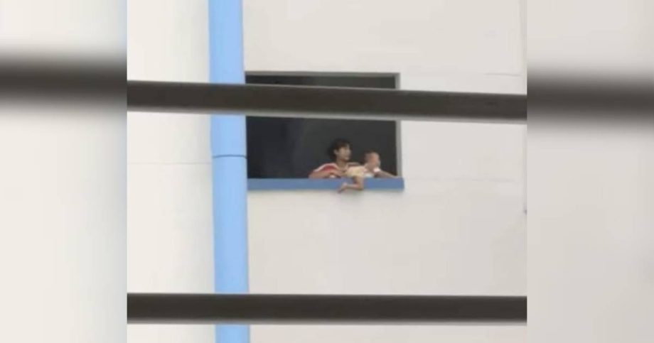 Police investigating after woman caught placing baby on HDB ledge, Singapore News Police investigating after woman caught placing baby on HDB ledge, Singapore News
