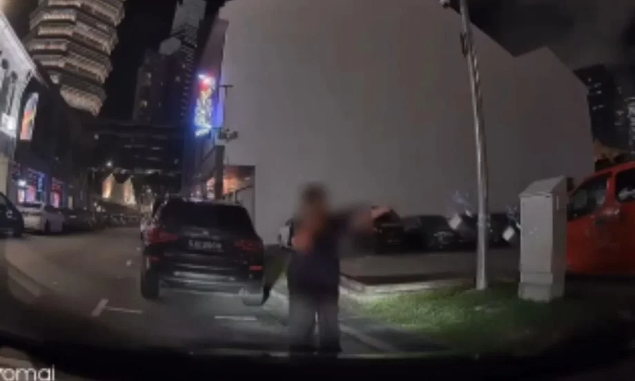 Woman’s attempt to ‘chope’ parking lot sparks online debate